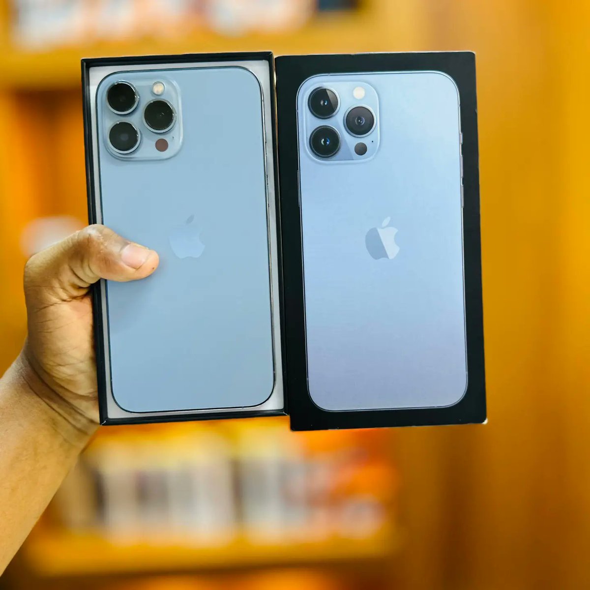 augu_babAlice's tweet photo. IPHONE 12 PRO || 
128GB || 
FACE&amp;TT✅ || 
BH90 || 
NO MSG || 
Tsh. 1,660,000/= https://t.co/TkAyBJQd32