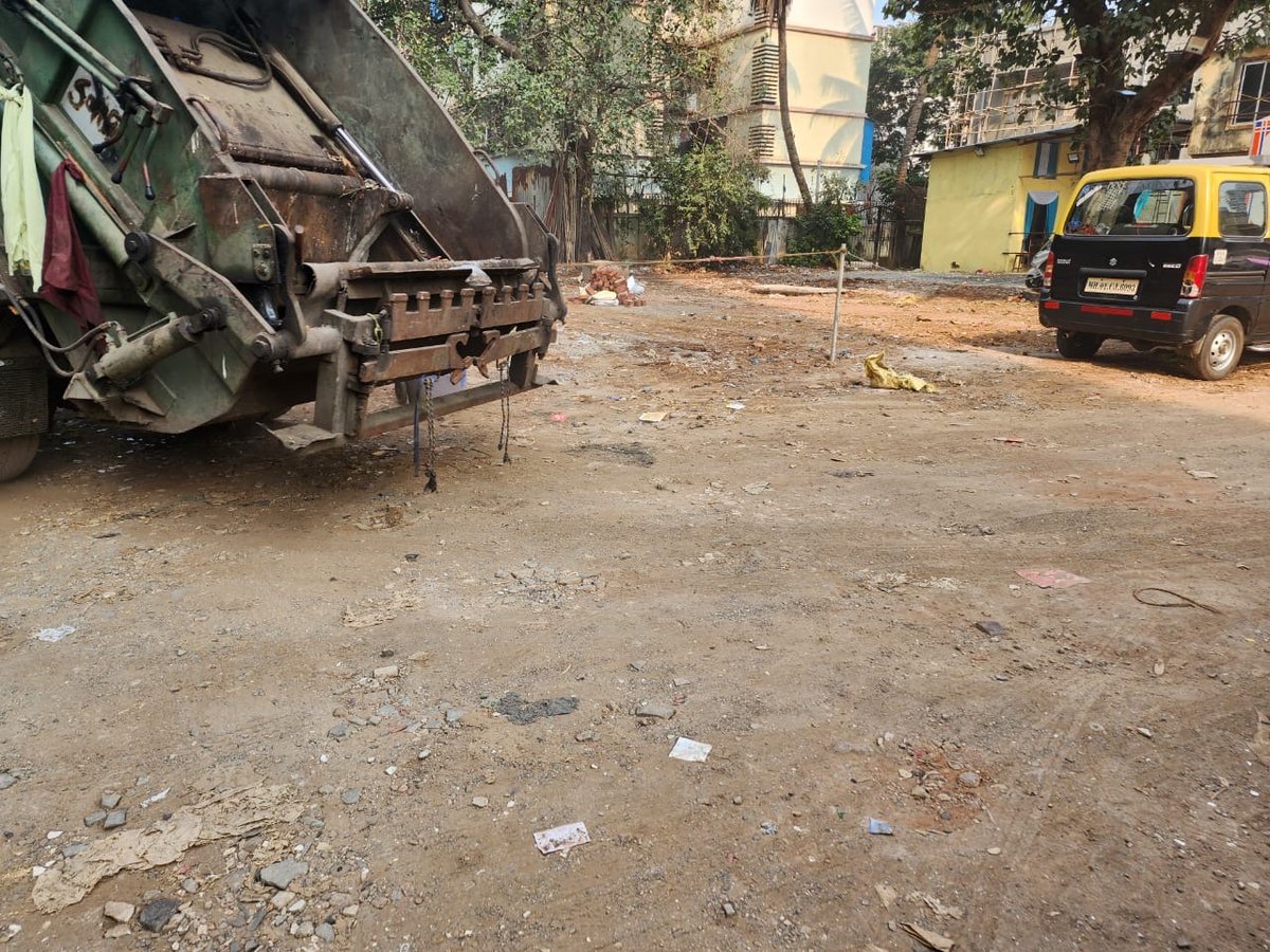 shreenehrunagar's tweet photo. Unsettled by the persistent illegal encroachment on public land. It's alarming to see support for these unlawful constructions. We must uncover the truth and ensure that our public spaces remain protected for all. ๐๏ธ๐ #ProtectPublicSpaces #ExposeTheSupport
#WeWantJustice
@mybmc https://t.co/h8OHZ2PS3e
