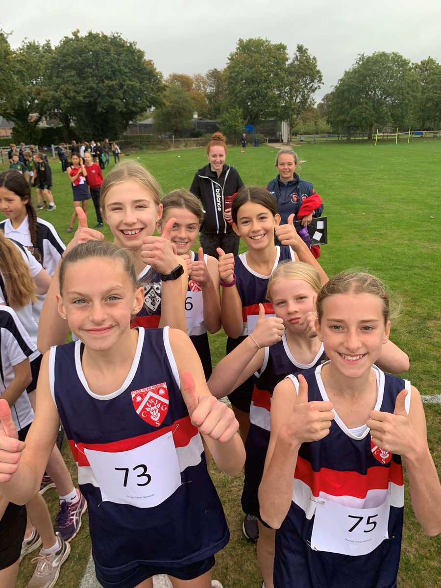 Last week @TheHoltPE #GirlsCrossCountryteam took part in the #CrossCountryBerkshire round at @ReadingBlues Well done to #Juniorgirlsteam who came #1st out of the schools in #Berkshire! They have qualified for the ESAA Regional finals happening on 11th Nov in Somerset! #excited