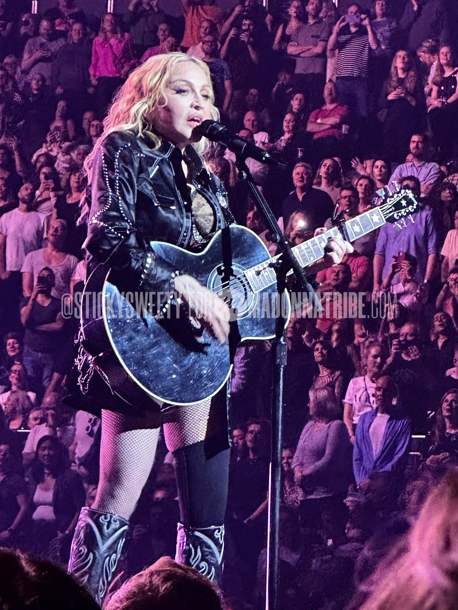 madonnatribe's tweet photo. #TheCelebrationTour #Madonna #Show4 https://t.co/epDDW93Faz