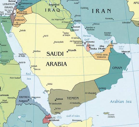 *70% एरिया सऊदी अरब में, ओमान में, इराक में खाली है ।* *80% एरिया, लिबया में, अल्जीरिया में, मिश्र में खाली है ।* *40% एरिया ,ईरान भी खाली है।* *भारत मे एक किलोमीटर के दायरे मे 450 लोग रहते हैं।* *अरब मे एक किलोमीटर के दायरे में 130 से भी कम लोग रहते हैं।* *इन…