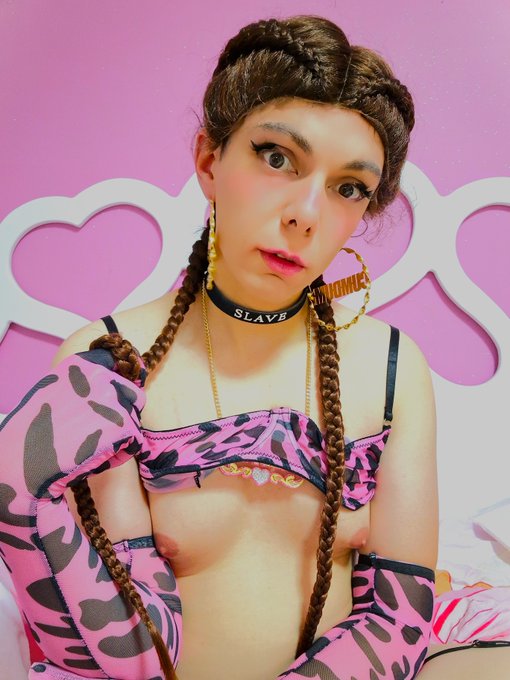 I am proud of who I am!! A submissive sissy bitch and that is okay. 🤭 Hating on me or disliking me has