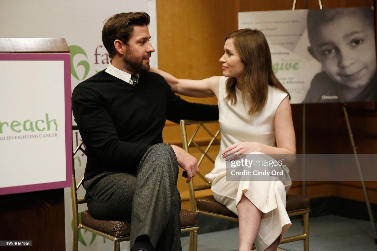 dan_radcliffehp's tweet photo. They’re So In Sync With Each Other.❤️
(Family Reach 2015)
#johnkrasinski #emilyblunt #couple #love #husbandandwife #soinsync #soulmates https://t.co/oJKEVHY21R