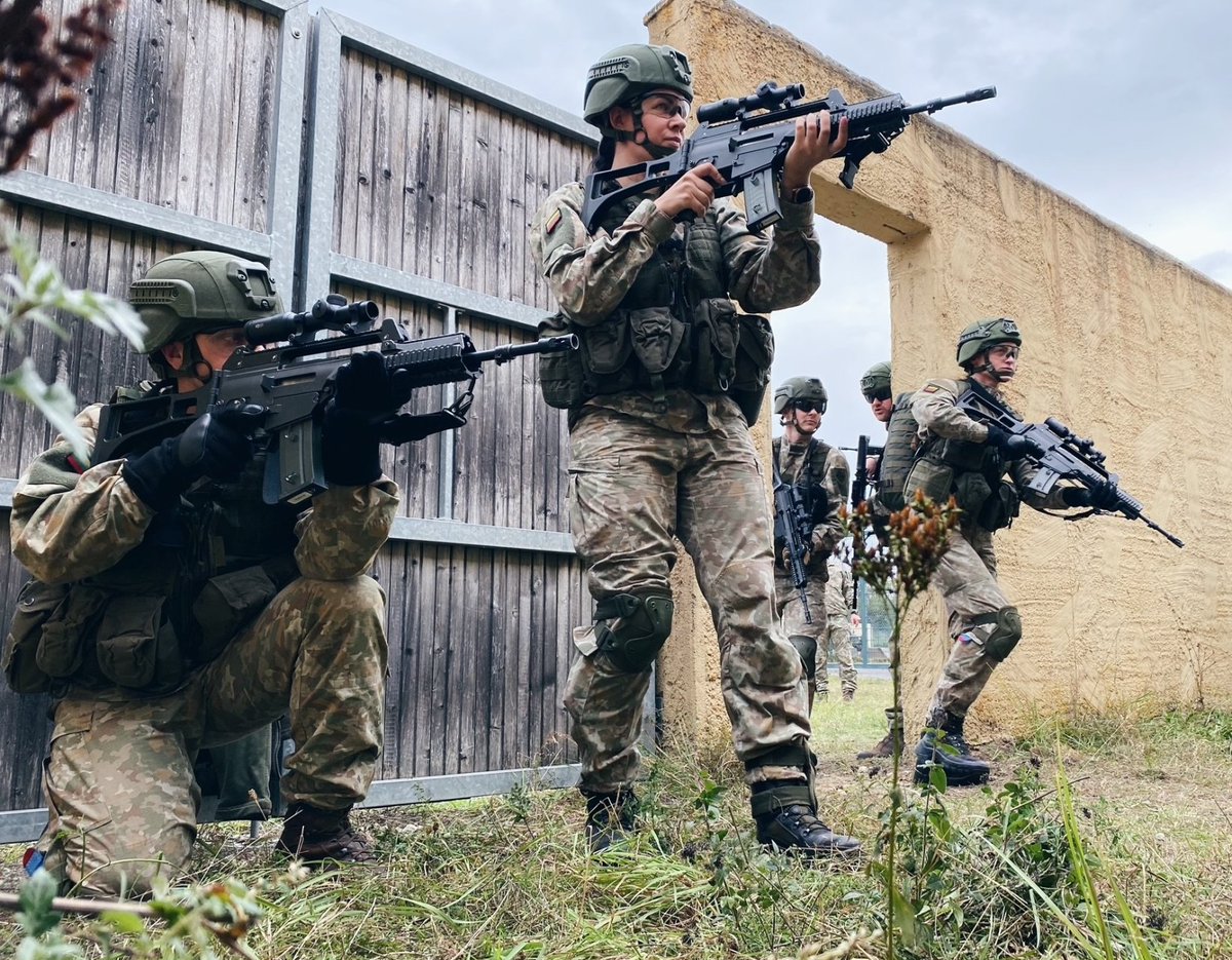 🇱🇹@LTU_Army troops are training to conduct joint defensive operations in COMBINED RESOLVE, annual exercise that 🇺🇸U.S. organise in 🇩🇪Germany. More than 4000 troops from 14 NATO and partner states are involved with the aim to improve interoperability between allied militaries.