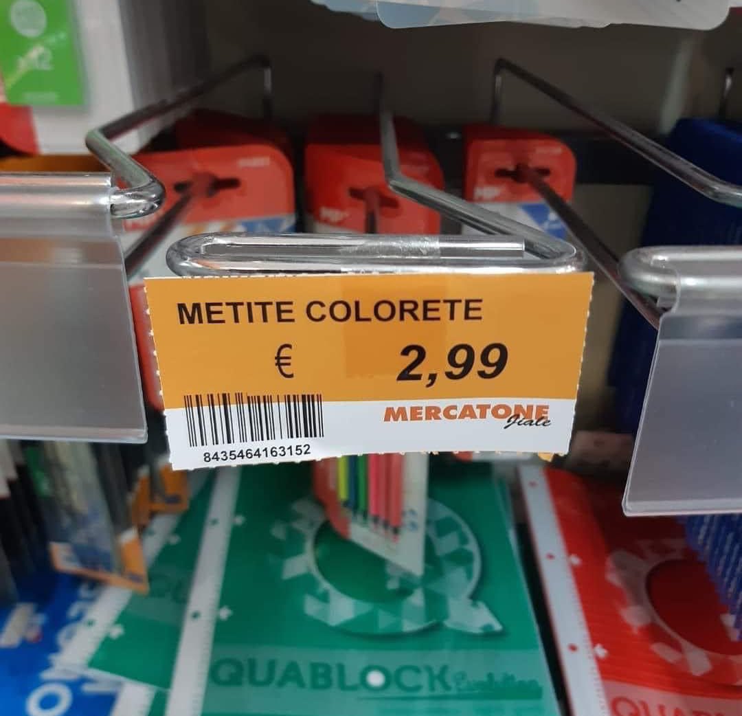 chiaravix's tweet photo. Il proprietario del negozio è Lino Banfi https://t.co/DF9VQGpTBy