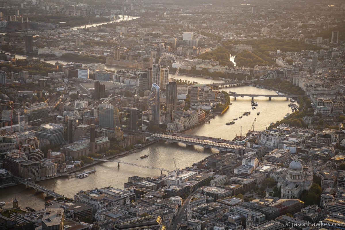 Hovering over the @cityoflondon @ 1830ft with a view across #RiverThames, #Blackfriars and #SouthBank @southbankcentre, #London. AS355 helicopter stock.jasonhawkes.com prints.jasonhawkes.com