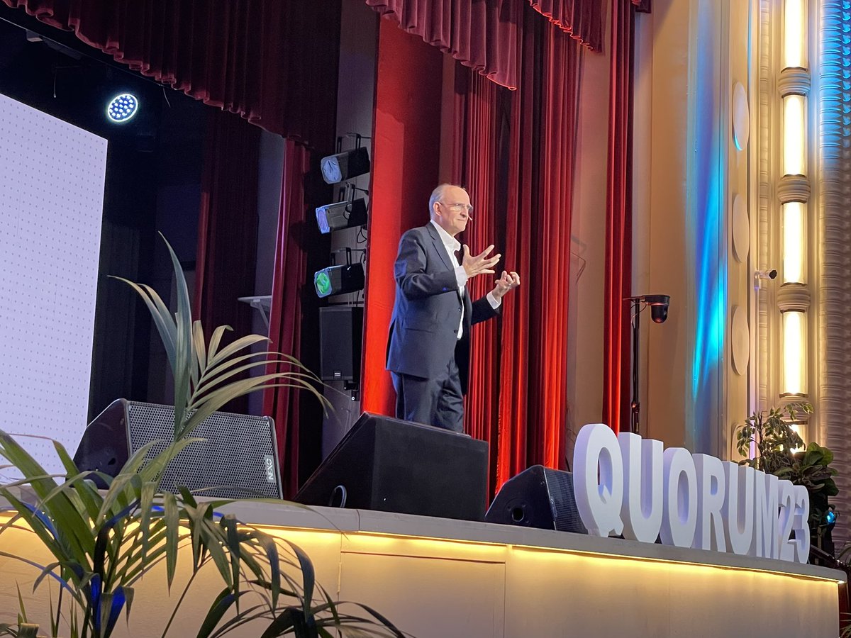 “Molt més important que el “know-how, és el know-who”
“…I el sentit de llegat”
<a href="/XavierMarcet/">Xavier Marcet</a>  i els “lideratges en temps de canvis” al Congrés d’Escola Cristiana #Quòrum23 <a href="/FeccComunicacio/">FECC</a> 

<a href="/BlanquernaFPCEE/">Blanquerna FPCEE</a> <a href="/uramonllull/">U. Ramon Llull (URL)</a>