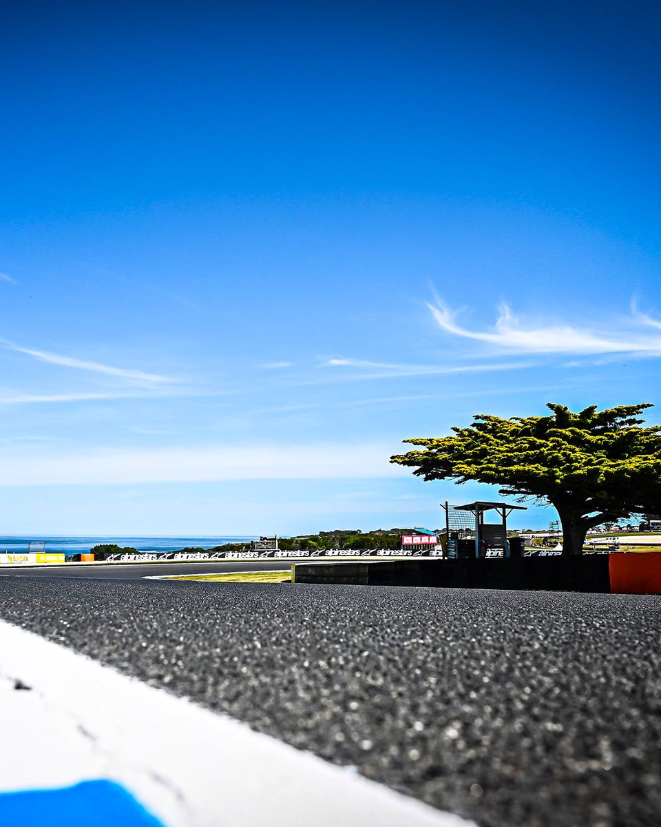 The time is ticking ⏰ #AustralianGP is just around the corner! 

Are you all set?

#MooneyVR46RacingTeam #VR46 #MotoGP #LM10 #MB72