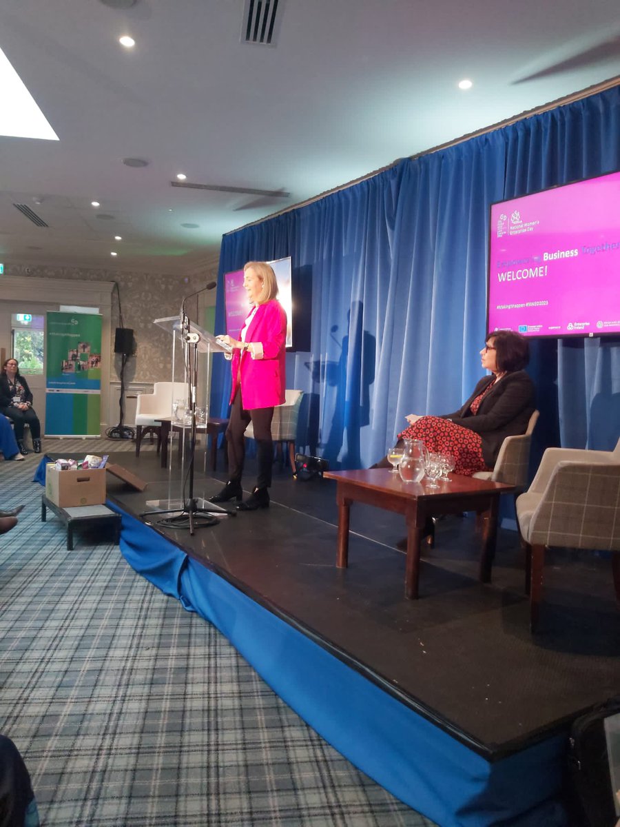 Carina is delighted to be speaking at this inspirational #NWED event on behalf of Slane Castle & @RockFarmSlane The room is packed despite the foul weather. #NationalWomensEnterpriseDay #Slane