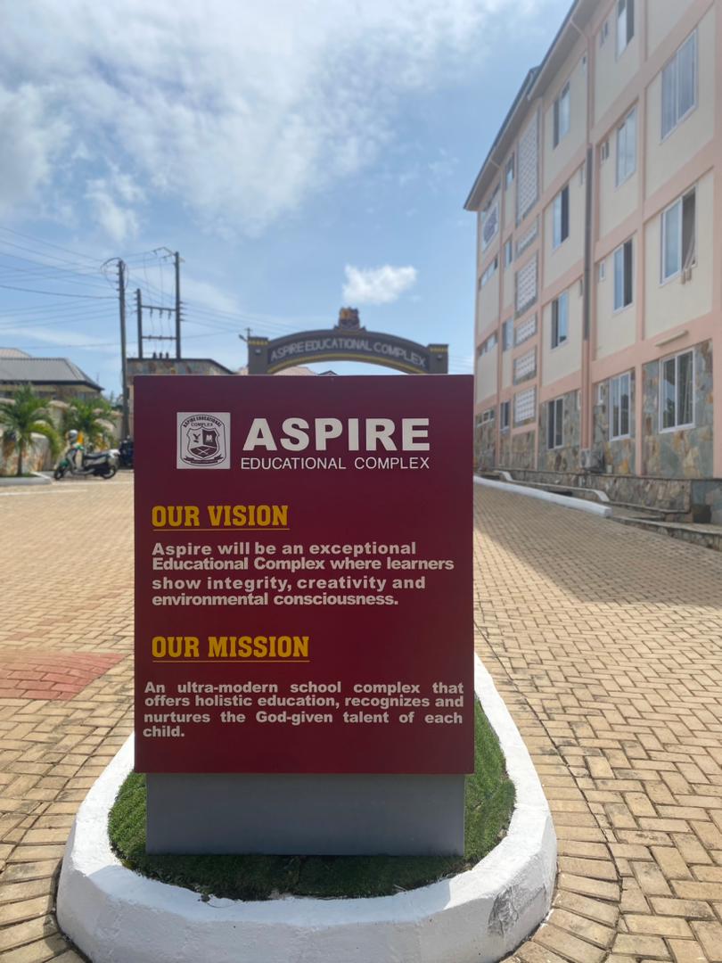 florabydelta's tweet photo. Flora School Tour. #MyFirstDayAtSchool
📍 Aspire Educational Complex, #Koforidua #EasternRegion.
#iuseflora #floracares #floratissues #tissuepaper #madeinghana https://t.co/Dta1oeU3Fk