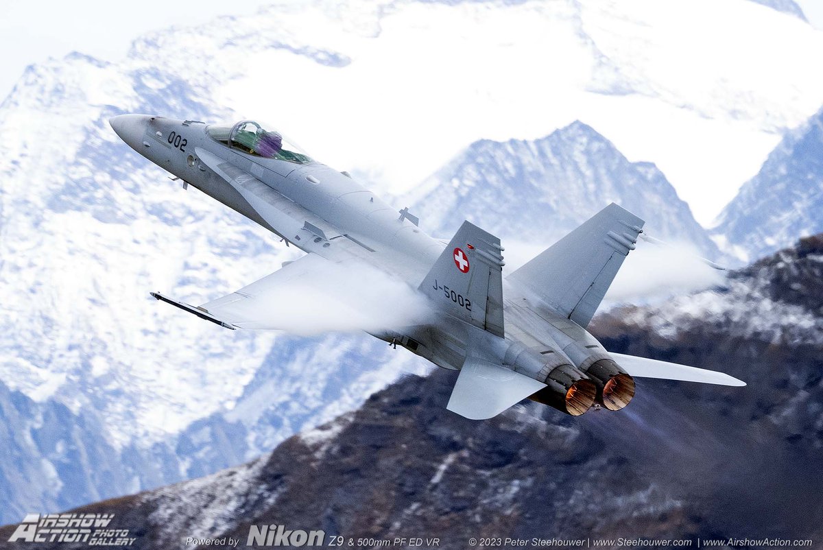 Airshow_Action's tweet photo. 18th of Oct. 2023 Axalp 🇨🇭Switzerland
Demo day today!!! 👍
I was again on the party
And testing out the new firmware of Nikon Z9 with the new airplane detection mode.
With mountains in the background works perfectly!😮
#Nikon #Z9 #New #Airplane #AFDetection https://t.co/eZQy4qF0NU
