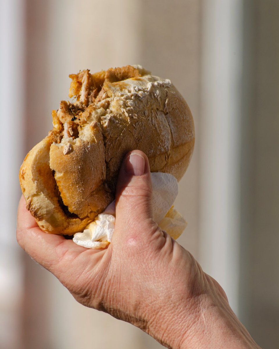 Eat like a local in Lisbon. 
From handcrafted pastries, delectable sandwiches and perfectly prepared seafood, you're in for a treat in the city of Lisbon.

Discover new flavours with APT.
aptouring.com.au/trips/europe/e…
#DiscoverNew #APTLuxuryTravel #Lisbon #Portugal