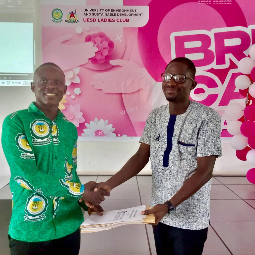 uesdgh's tweet photo. UESD-UTAG maiden Executives hand over baton to new set of Executives. The Four-member Executive has Dr. Owusu Fordjour Aidoo as President
#HOPE23
#UESD23
#UESDUTAG https://t.co/huZ89AWtb9