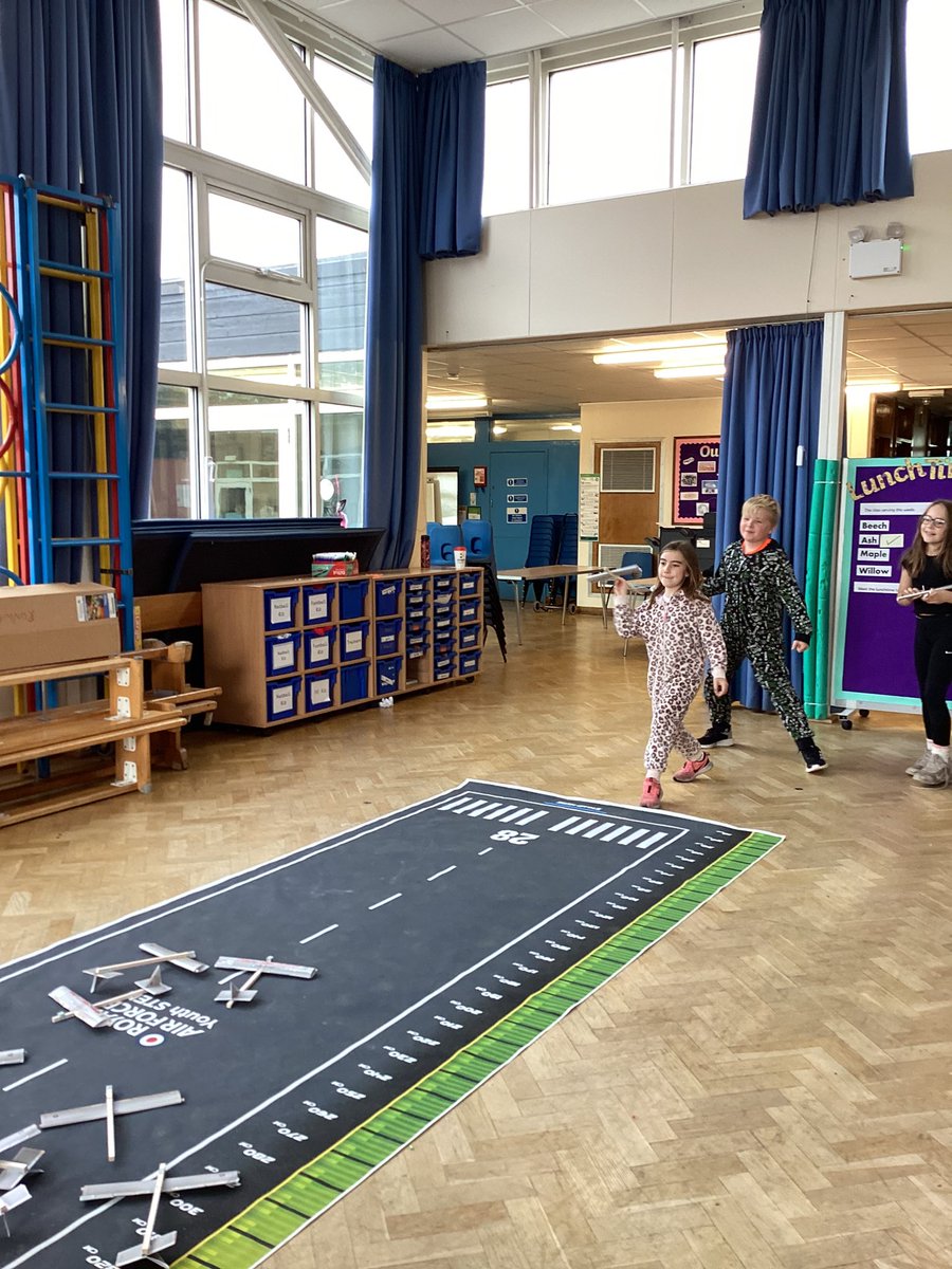 JBPS_Notts's tweet photo. Year 4 are zooming through the air 😮💨#year6takeover https://t.co/QaF8eEMJfG