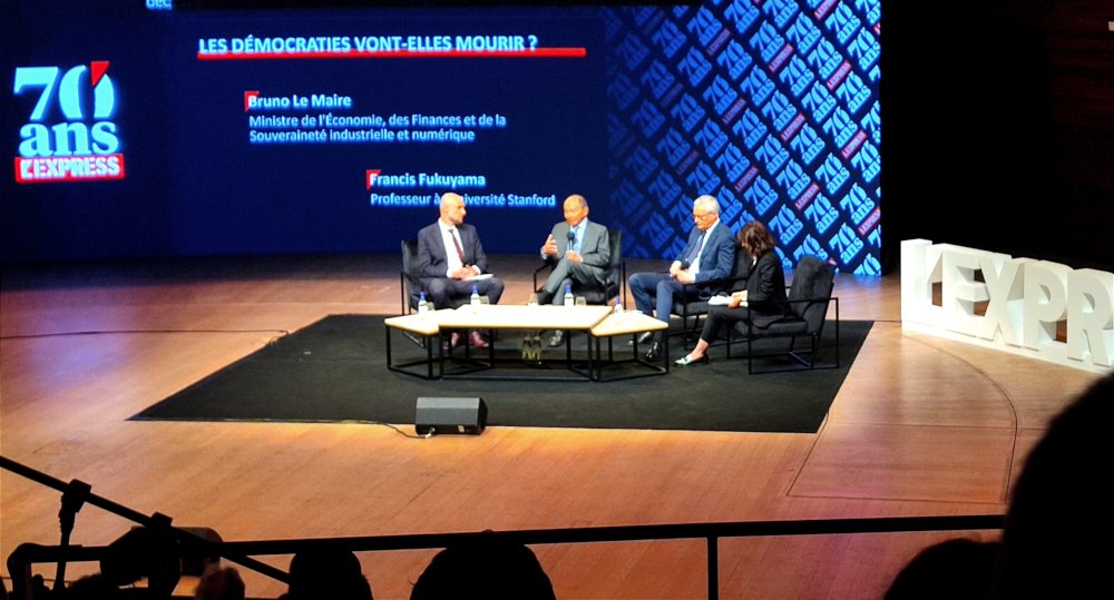 Hier, lors du colloque des 70 ans de <a href="/LEXPRESS/">L'Express</a> à <a href="/radiofrance/">Radio France</a>, notre auteur, l’économiste <a href="/FukuyamaFrancis/">Francis Fukuyama</a>, discutait de l’avenir des démocraties avec le ministre de l’Economie <a href="/BrunoLeMaire/">Bruno Le Maire</a>. Son dernier ouvrage, "Libéralisme. Vents contraires", n’a jamais été autant d’actualité.