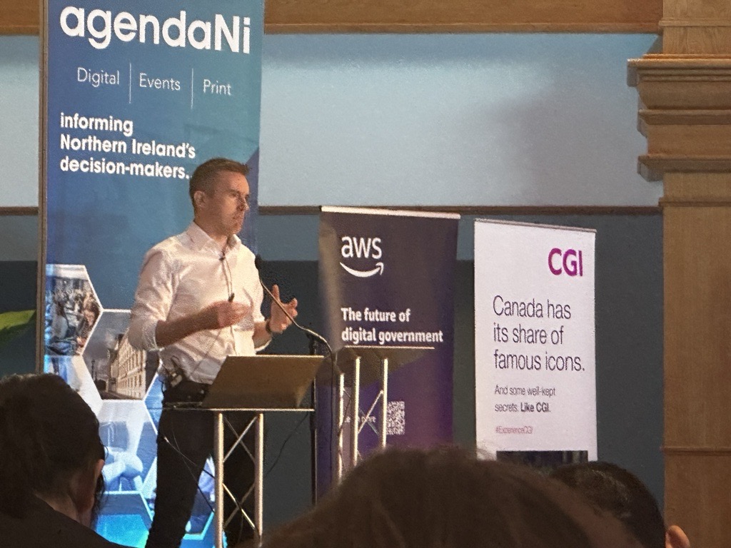 AnaekoLtd's tweet photo. Peter Trimble, @awscloud, on Using AI to drive public sector transformation. "At AWS, we have played a key role in democratising ML & making it accessible to anyone who wants to use it, including more than 100,000 customers of all sizes." #DigitalGovNI @agendani @GOVUK https://t.co/q7hQrBy5iA