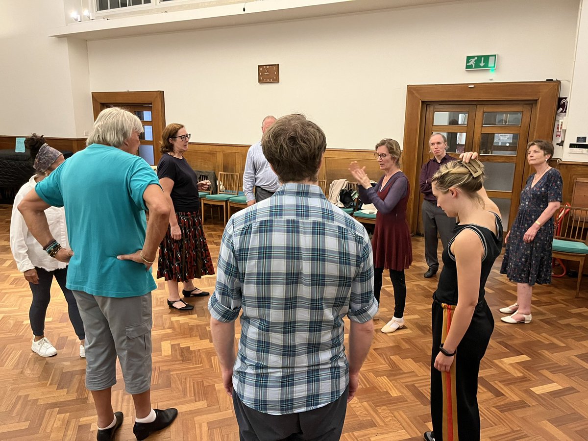 CGMinuetCo's tweet photo. Practice makes perfect! 
#historicaldance
#dance
#dancers
#London
#baroque
#CoventGarden
#castingcall
#performingarts
#18thCentury https://t.co/sAFInIwyAY
