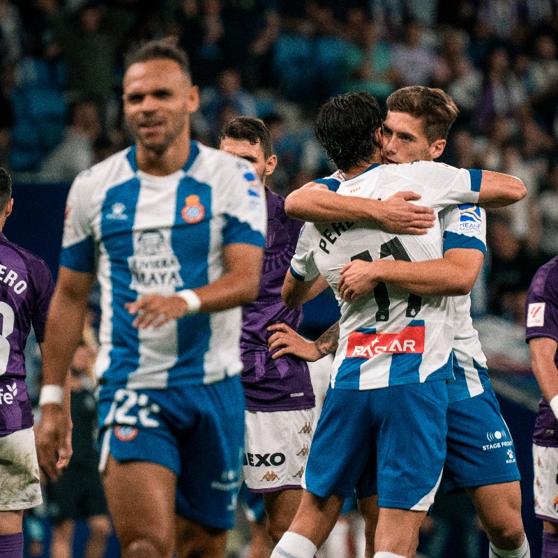 RCDE_info's tweet photo. Com a 𝐂𝐀𝐒𝐀, enlloc! 🦜
🗞️ Aquí teniu tota la informació de mobilitat, aparcament i horaris previstos per a l'#EspanyolLeganés de demà.
#RCDE