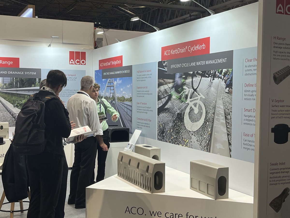⁦<a href="/ACOWater/">ACO Water Management</a>⁩ here today for day 2 of #HighwaysUK, good to catchup with our stakeholders #digital #esg #suds ⁦@ACOTechnologies⁩ #cycleways #bridges