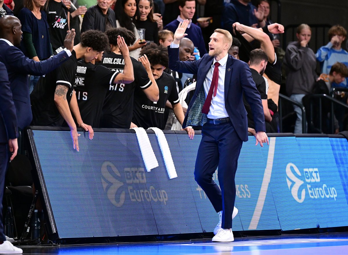 rupertfabig's tweet image. Paris has received a verbal commitment from the EuroLeague to join the competition already next season I was told.