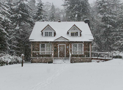 mapsurveyors's tweet photo. Despite a temperate climate, the UK still sees its fair share of harsh weather during the winter months. Make sure your home is ready for the cold snaps with Checkatrade’s handy checklist.
 https://t.co/gQRD4tKvcW https://t.co/saU14IxvU7