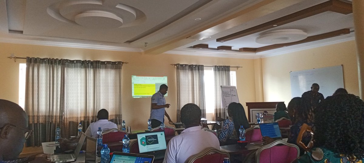 GodwinAyata's tweet photo. Making a presentation on #MYIP during the review of HBay County Multisectoral Action Plan to Improve the Health and Wellbeing of Adolescents and Youth 2023- 2028 @CSA_Kenya @Amref_Kenya @AUBingwa @AfricaCDC @GU_CGHPI @fawekenya @CATAGhomabay @HennetKenya @NEPHAKKENYA @TinadaOrg https://t.co/N1zNTNmLwA