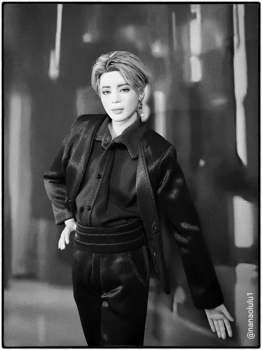 #JIMIN_Filter #JIMIN #Jimtober #박필터 #BTS <a href="/BTS_twt/">방탄소년단</a>

*Clothes :<a href="/7266/">메이💜</a>
*Hair: <a href="/Knownee_BJD/">(작업중 )가발농장노예 🌳 앎니</a>
*Repainting: 연필장인 한다스님
*body:customized BMR1959KEN