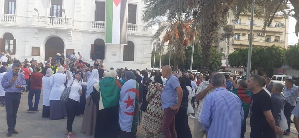 Tamazgha_'s tweet photo. ⭕️📸 Début de la marche de la population de la wilaya de Tizi Ouzou en guise de solidarité avec le peuple palestinien 🇵🇸. https://t.co/6QtcJmYhDy