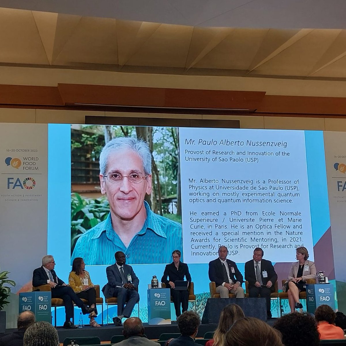 FAOAIMS's tweet image. The #SIF2023 side event on policies&amp;amp;measures aims at enhancing research📚and innovation capacities in the Global South.
Discussing context-specific solutions for populations that are not sufficiently represented in global research agendas #AGORA #SSTC @FAOInnovation 
📷©FAO