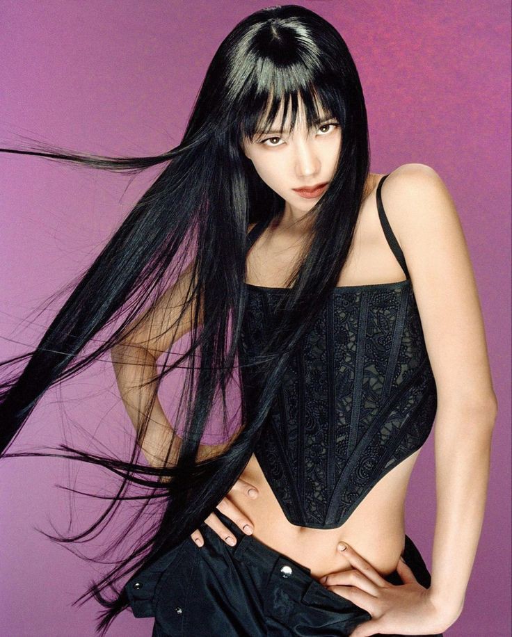 KIM JISOO GLOBAL tweet media