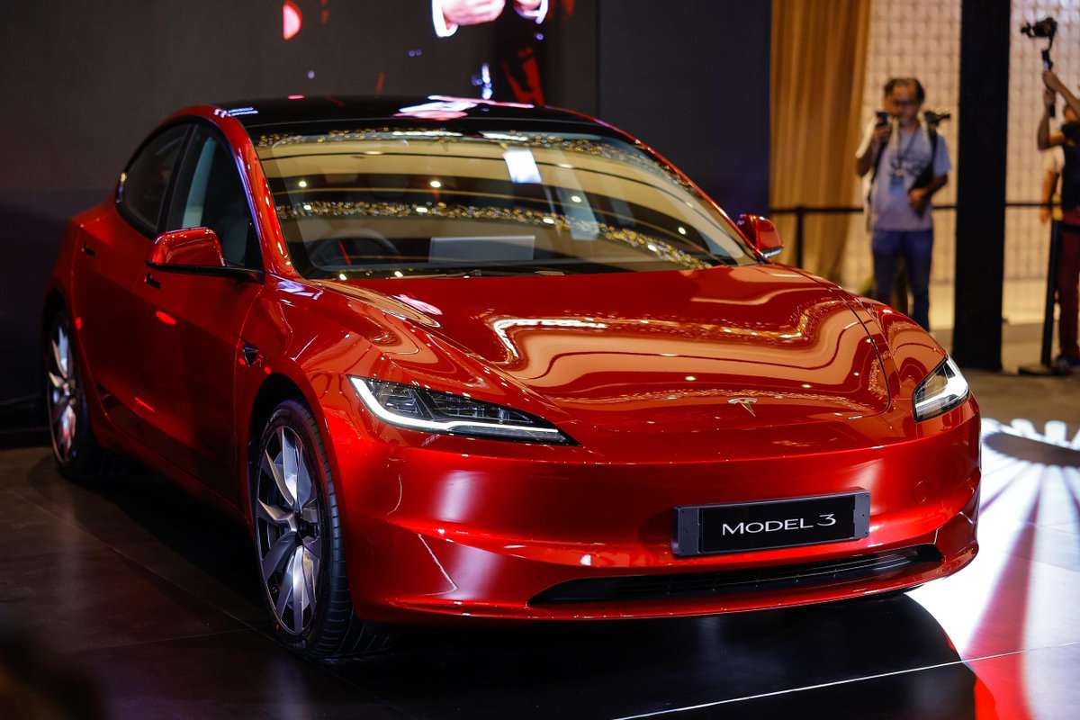 Tesla lancar Model 3, pusat pengalaman pertama di Malaysia bernama.com/bm/ekonomi/new… 📷 Izzudin Abd Radzak | BERNAMA #BernamaNews #BernamaImages