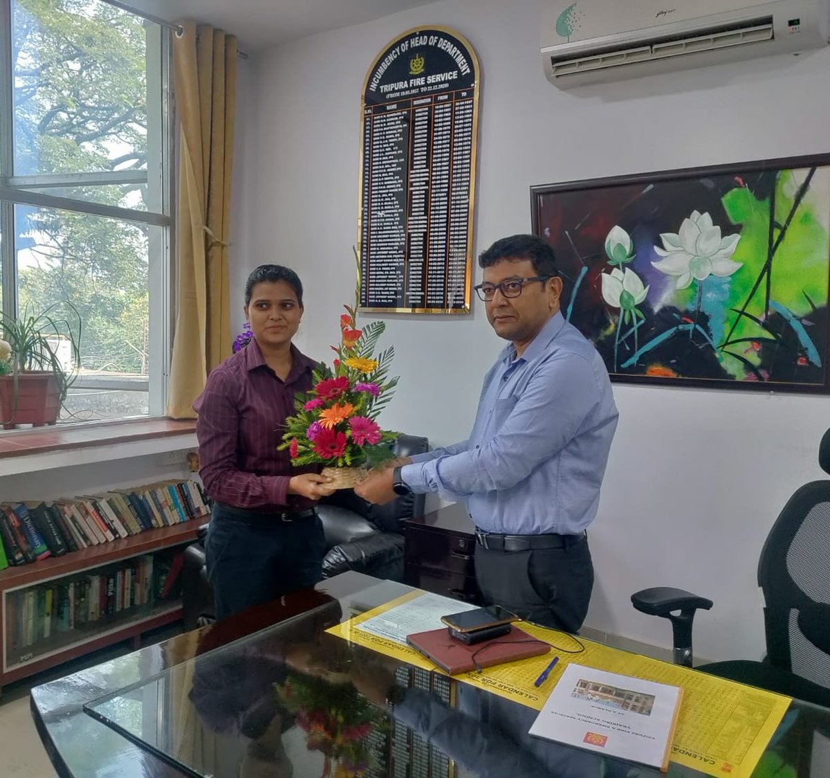 Today, Director, National Fire Service College, Nagpur, Sh. R. M. Kshirsagar, along with Sh. Dharmendra Pal &amp; Ms. Vaishali Singh,  Assistant Directors, visited Directorate of TFES.