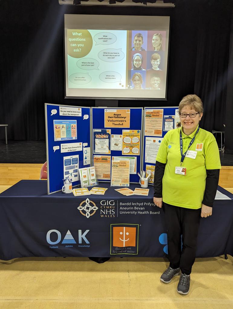 A great turn out for the @Llanwernsocial Pathways and Careers event. Thank you 
@ewc_cga 
@AneurinBevanUHB volunteers 
#welshguards #MPCT #NewportNorse