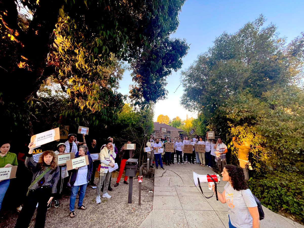 Ethan Buckner tweet media