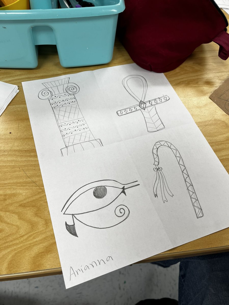 artsygirlmlb's tweet photo. Look who stopped in to #prototype and #design today @EMMMSCougars #ArtsIntegrationStudio Our very own @JordacheArtis showing off his #skills❤️❤️❤️
#modeling for his students as they learn about #values https://t.co/OZeiH85vZd
