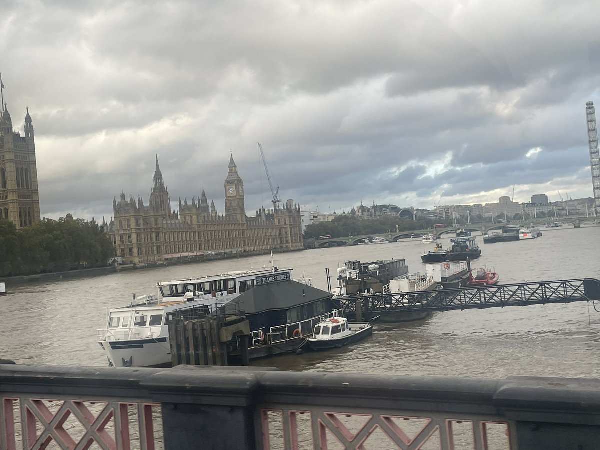Bus views on the Year 8 D&amp;T London Trip 2023 <a href="/LlantwitMajorSc/">LlantwitMajorSchool</a>