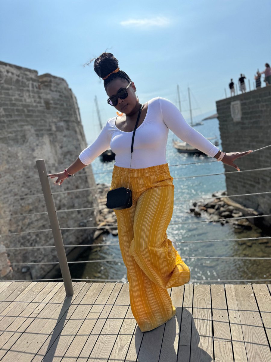 Branisha Newberry tweet media