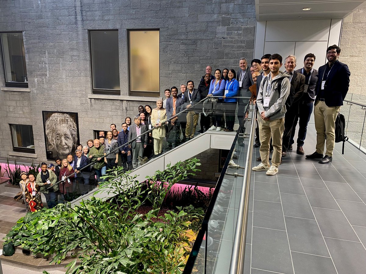 As part of the World Congress of Neurology in Montreal this week, delegates were offered a tour of The Neuro. They got to see both historic parts of the building and the latest technologies in neurology and neuroscientific research. Thanks to all who joined us! 

#WCN2023