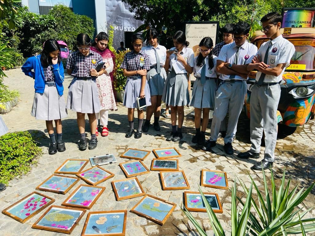 ItlSchool's tweet photo. PIXELEENS, the Photography Club of ITL Public School, recently embarked on a captivating expedition to Museo Camera on 19th October 2023.

#ITLPublicSchool #MuseoCamera #PhotographyAdventure #CyanotypePrinting #VisualArts #PhotographyThroughTime #CreativeExploration https://t.co/t8cxZUdGQu