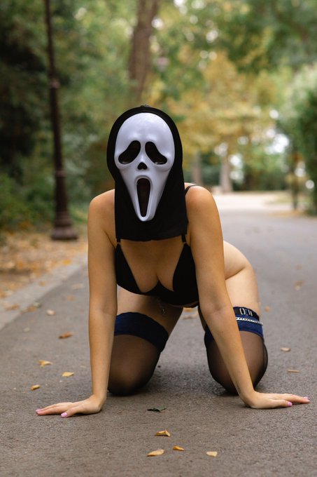 Halloween mood📷  But you still can have fun with me on my OnlyFans https://t.co/QGov4iu5FO  #halloween<a href="/tag/model"class="tags"><span>#model</span></a><a href="/tag/beautiful"class="tags"><span>#beautiful</span></a><a href="/tag/sexy"class="tags"><span>#sexy</span></a><a href="/tag/sex"class="tags"><span>#sex</span></a><a href="/tag/porn"class="tags"><span>#porn</span></a><a href="/tag/blonde"class="tags"><span>#blonde</span></a><a href="/tag/horny"class="tags"><span>#horny</span></a>