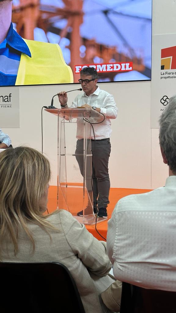 Il Vicepresidente <a href="/EsemCpt/">ESEM-CPT</a> Salvatore Cutaia interviene al <a href="/SAIEfiera/">SAIE</a> a Bari in occasione del convegno nazionale <a href="/Formedil/">Formedil Italia</a> - presentazione del rapporto annuale 

#progettorifugiatipolitici 
#piuformazionebase
#sviluppareinnovazione
#monitorareinfortuni