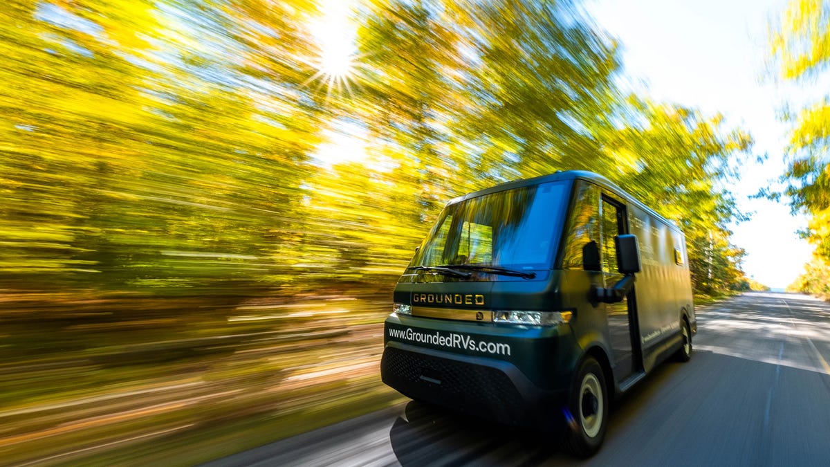 OreBobby's tweet image. Firm Turns GM’s Brightdrop Platform Turned Into A Dreamy $200,000 Electric Camper jalopnik.com/firm-turns-gm-… #brightdrop #camper