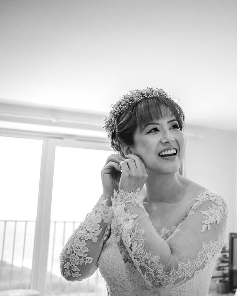 linusmoran's tweet photo. Yoke &amp; Oisin's wedding earlier this year was a beautiful two-day party with a registry office ceremony on Friday with a portrait session at Bennetts Water Garden and a Reception on Saturday at the breathtaking views at Seaside Boarding House in Bridport. https://t.co/Ie0lNkgcn7