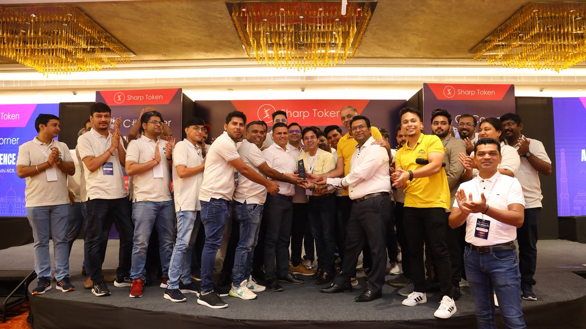 cr_bhargavi's tweet image. An incredible day at #csharpcon23   @CsharpCorner MVP Day in Delhi! 🇮🇳💫 Thanks to everyone who made it awesome. Great discussions, insights, and connections - a fantastic gathering of MVPs and tech enthusiasts. Looking forward to more inspiring days ahead! #MVPDayDelhi