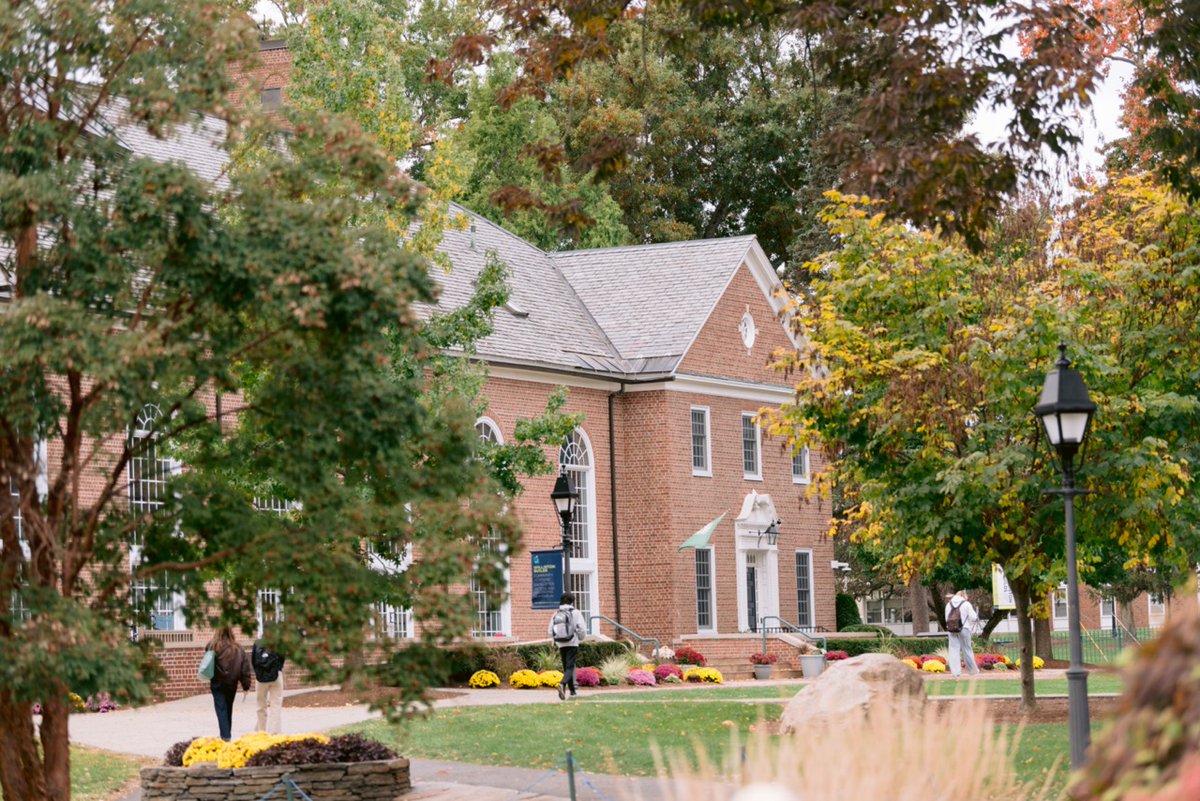 The latest edition of our alumni newsletter is out! Read all about what's happening on campus, plus learn more about a few of your fellow alumni and about upcoming events: new.express.adobe.com/webpage/Mh5kYa…