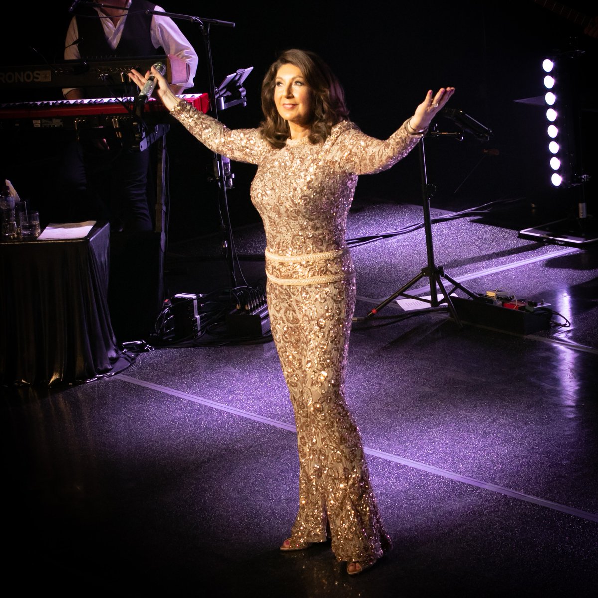 TheJaneMcDonald tweet picture