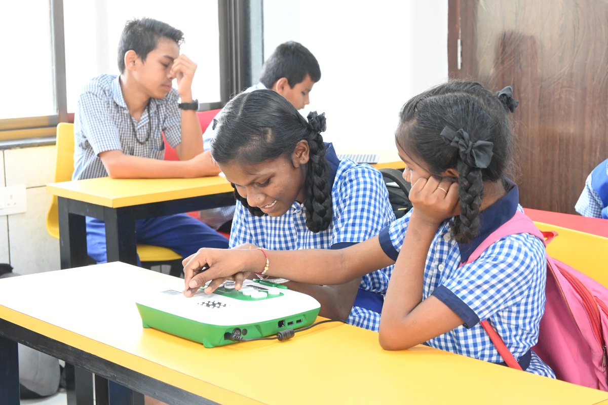 DDO_VALSAD's tweet image. Partnered with @thinkerbelllabs to set up Gujarat&apos;s first smart lab for visually impaired children at Halar Primary School,Valsad from Dist. Panchayat funds. Has 6 Annie:self-learning braille literacy devices with learning modules in 3 languages.Will be inaugurated by Hon&apos;ble FM.