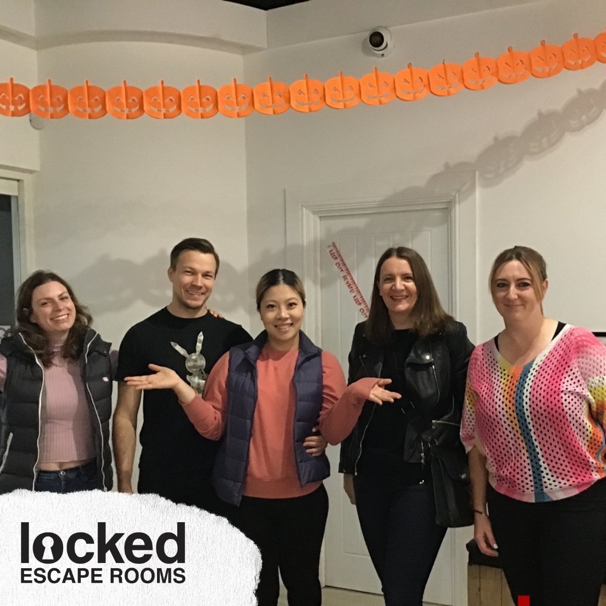 Have you booked your Halloween escape room yet? 🎃

Get your friends together for one of our unforgettable escape room experiences

We do suggest booking early for the best slots!

📍Dunstable, Luton &amp; St Albans
📞 01582 797793
✉️ info@lockedescapes.com
🌐 linktr.ee/LockedEscapes