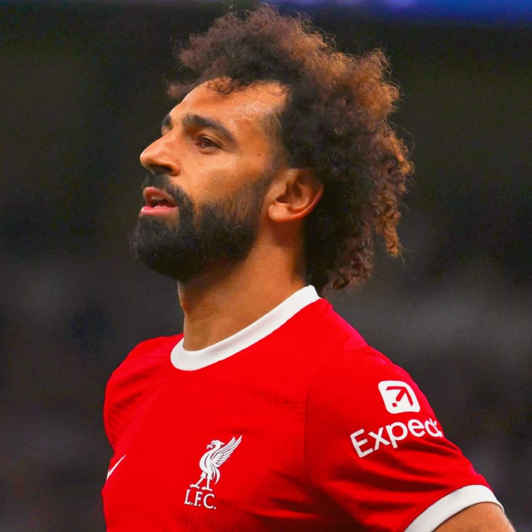 Same7MoMo's tweet image. ستبقى #فخر_العرب رغم أنفهم الطويل يا ملك
#أنا_أدعم_أسطورة_مصر_والعرب 
 الحراق 🌶️🔥 #محمد صلاح
@MoSalah