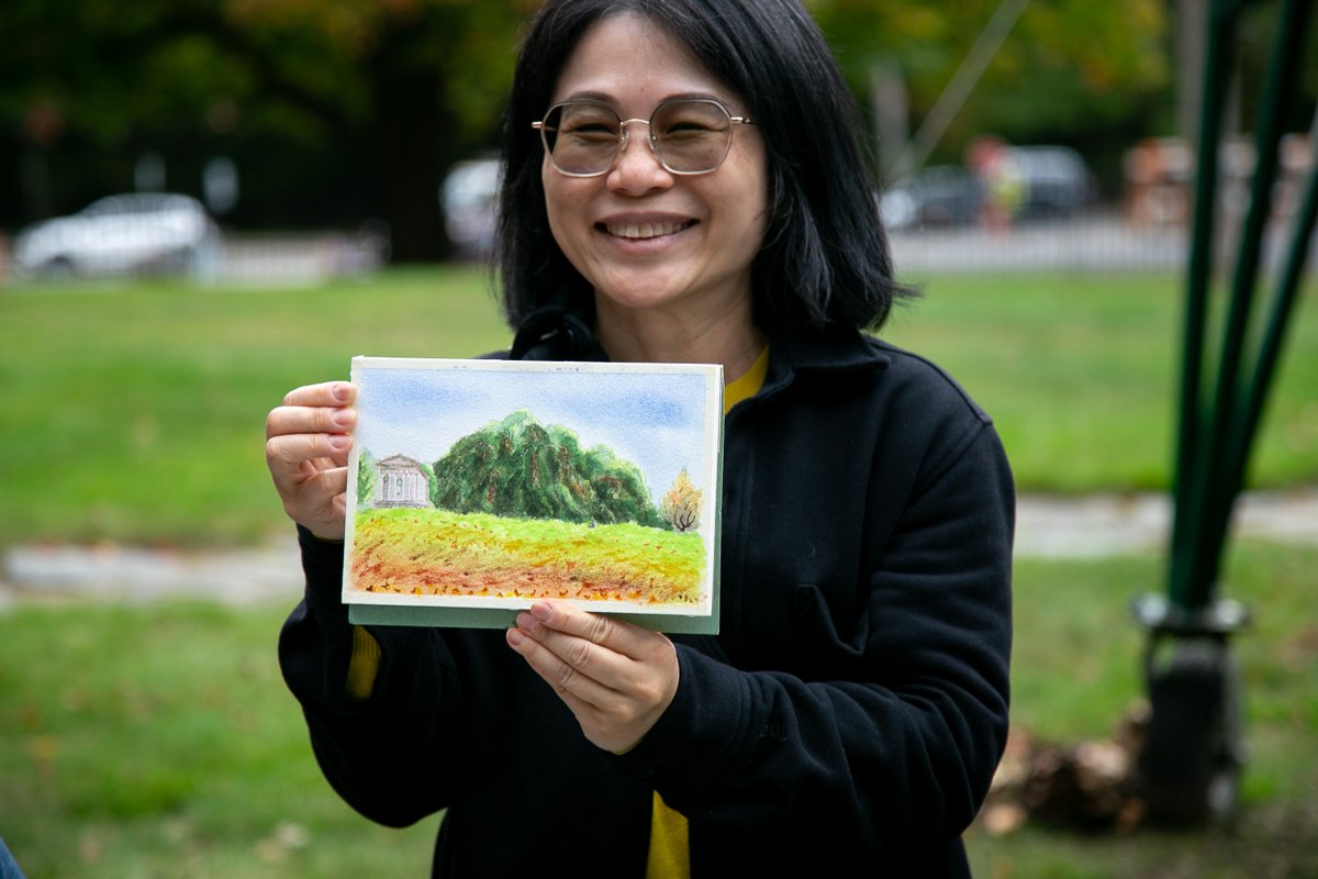 On Wednesday, Woodlawn was visited by Urban Sketchers NYC. These talented artists working in graphite, ink, watercolor, and even oil paint took inspiration from Woodlawn's trees, sculptures, and mausoleums.

#nycurbansketchers